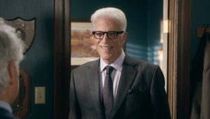 A Man on the Inside 2×1